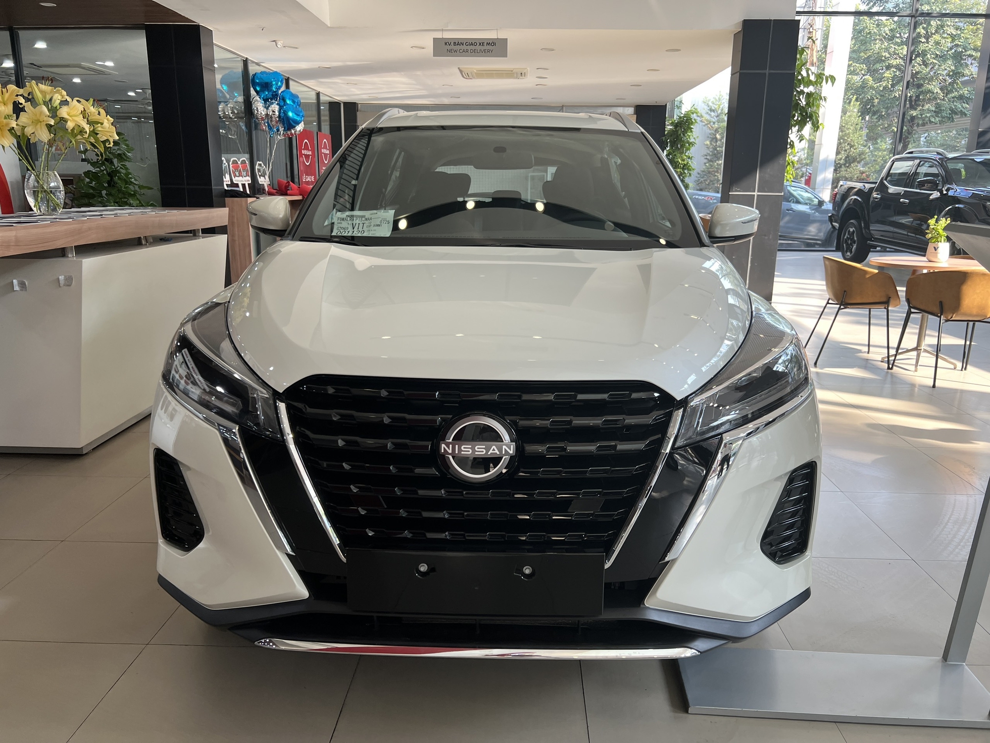 Ngoại hình Nissan Kicks so sánh với bản Việt Nam