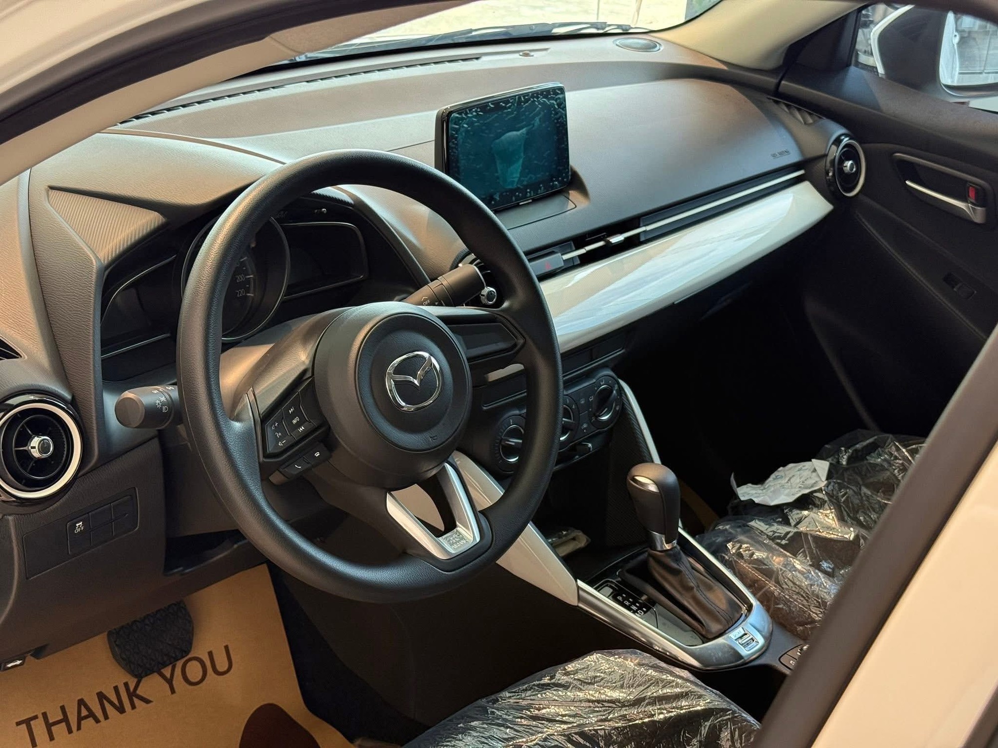 Tương lai khó khăn của Mazda2