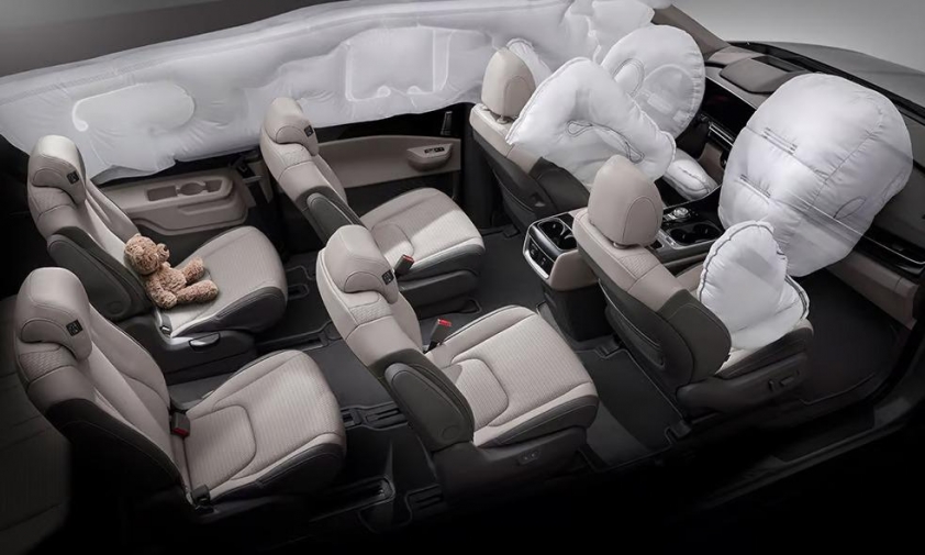 Phiên bản X-Line thể thao của Kia Carnival 2026
