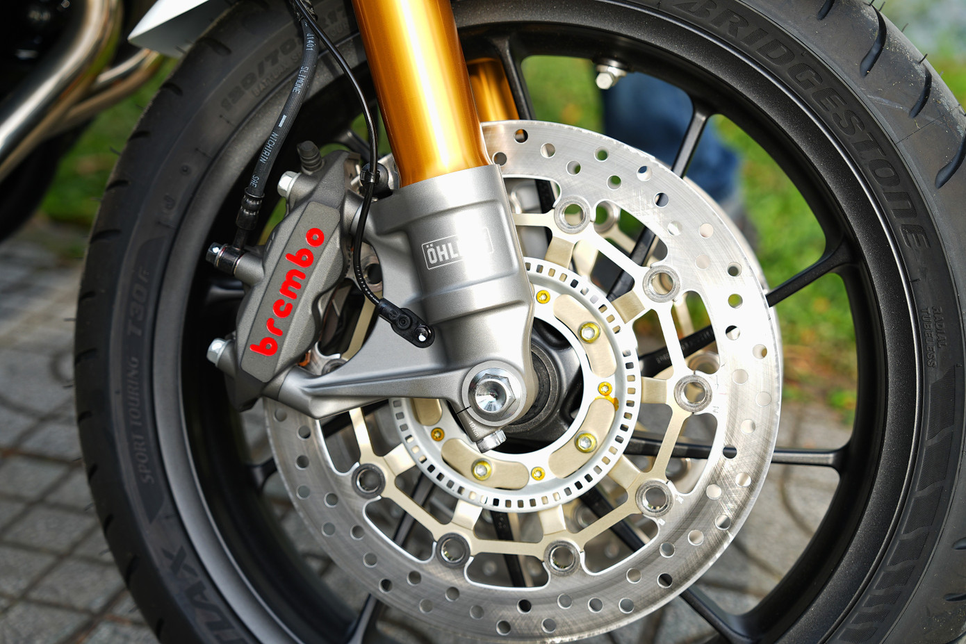 Trang bị phanh Brembo và ABS