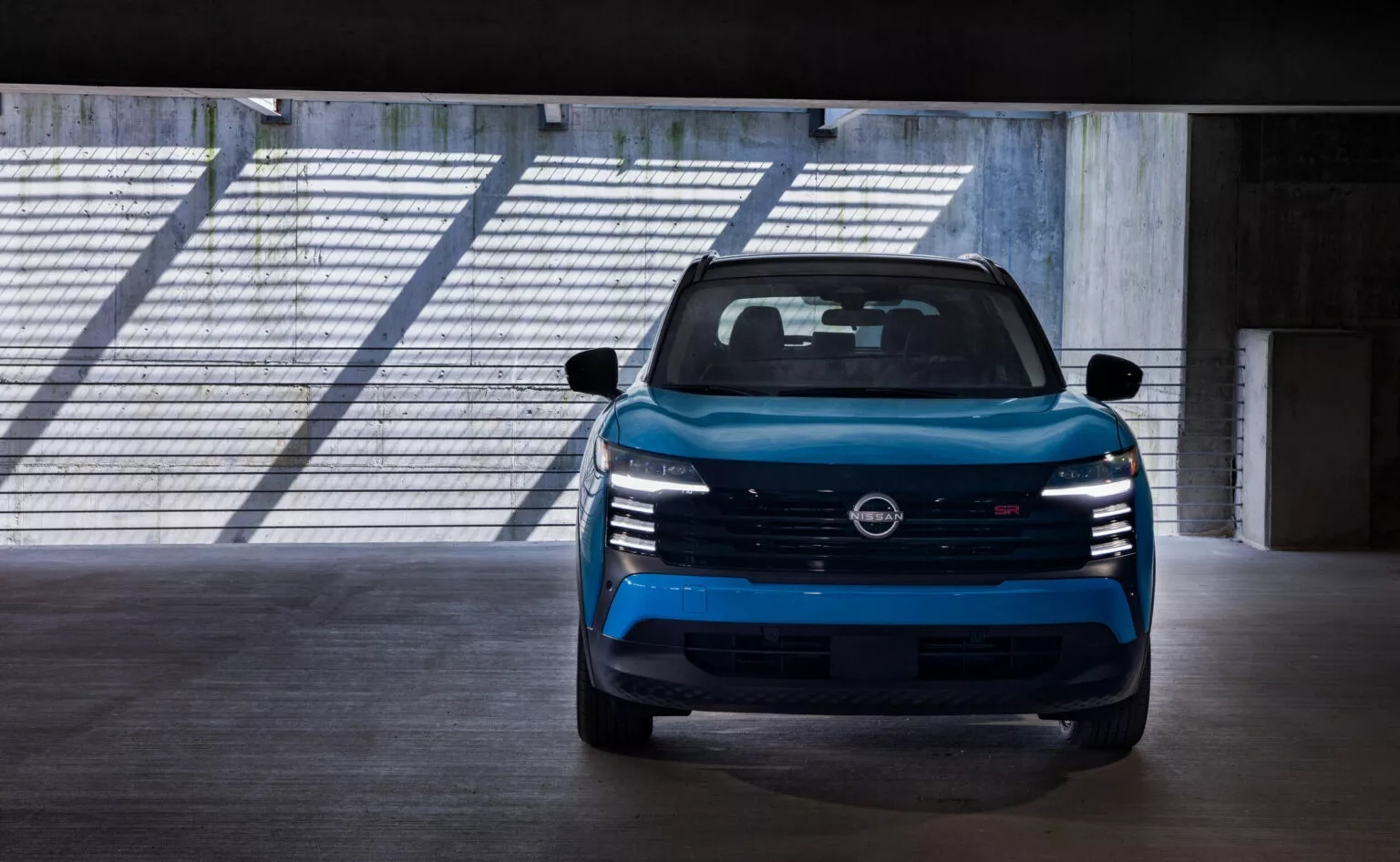 Đèn pha LED trên Nissan Kicks 2026 sang trọng và tiện dụng 