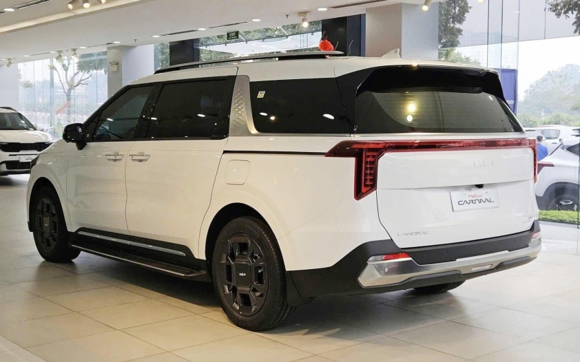 Công nghệ hỗ trợ lái xe E-VMC trên Kia Carnival hybrid