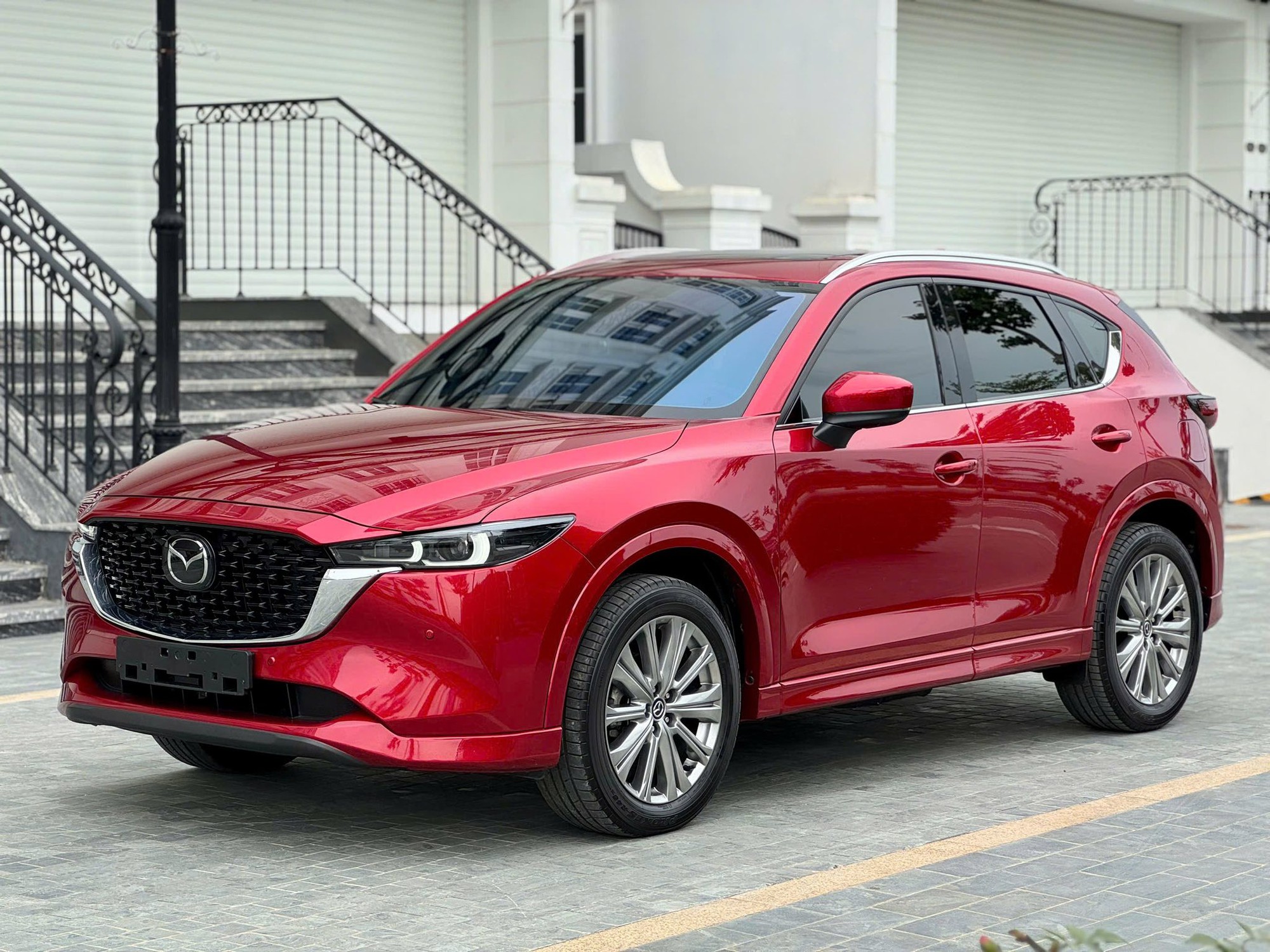 Mazda CX-5 bản 2.5 Sport AWD