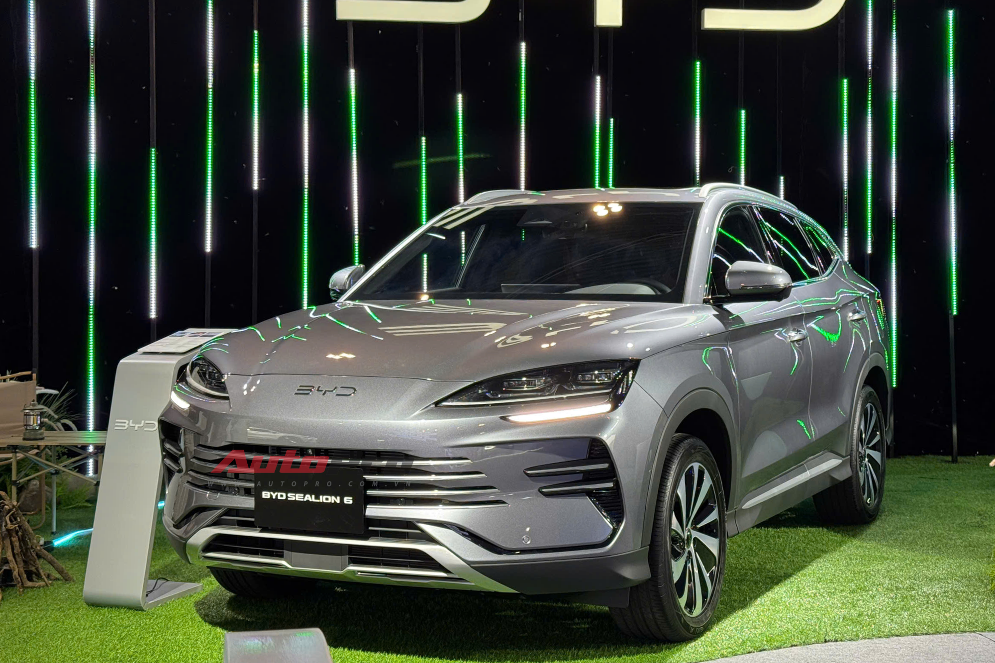 BYD Sealion 6