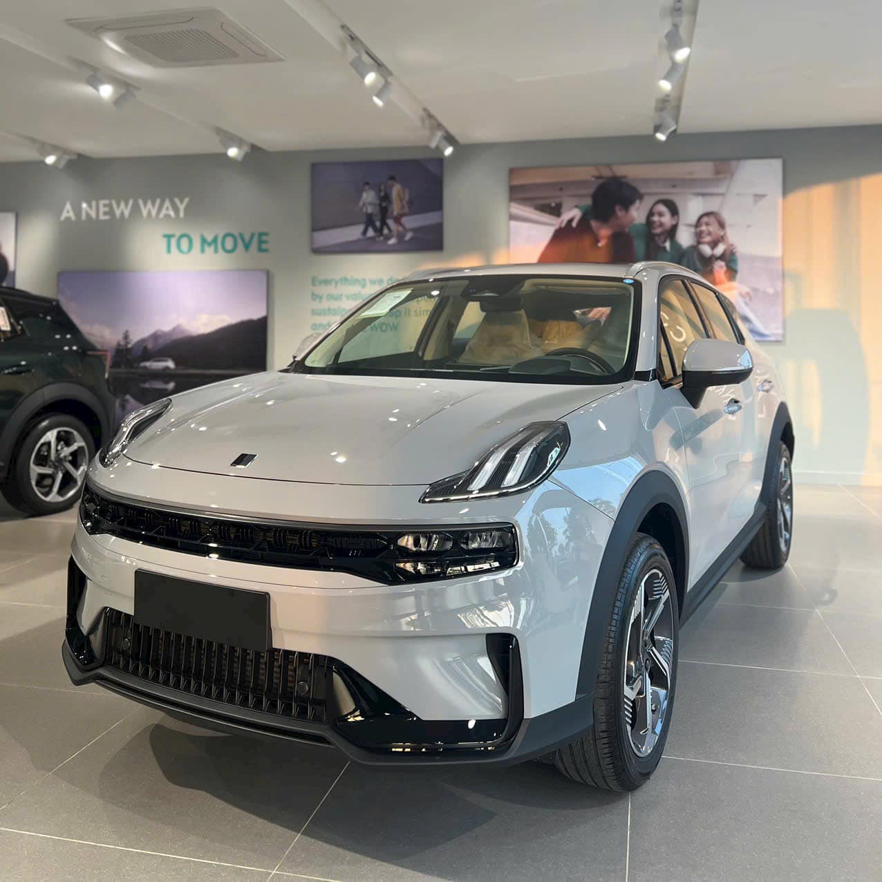 Lynk & Co 06