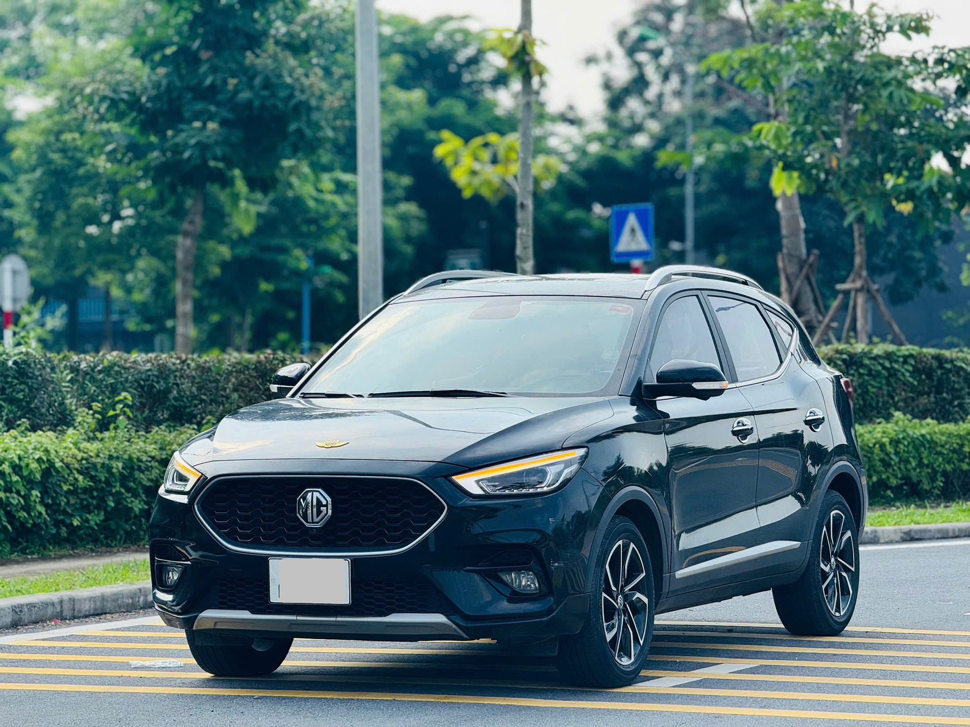 MG ZS