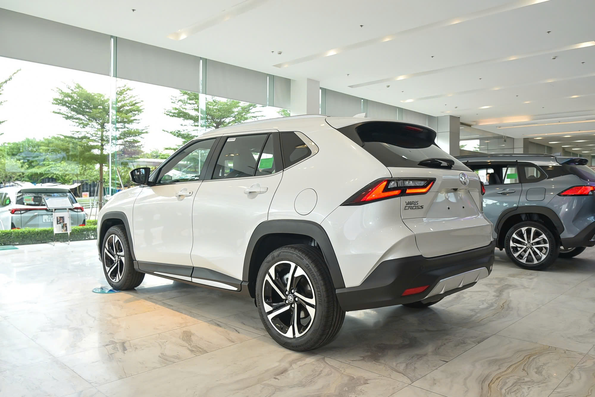 Thiết kế ngoại thất Toyota Yaris Cross xăng