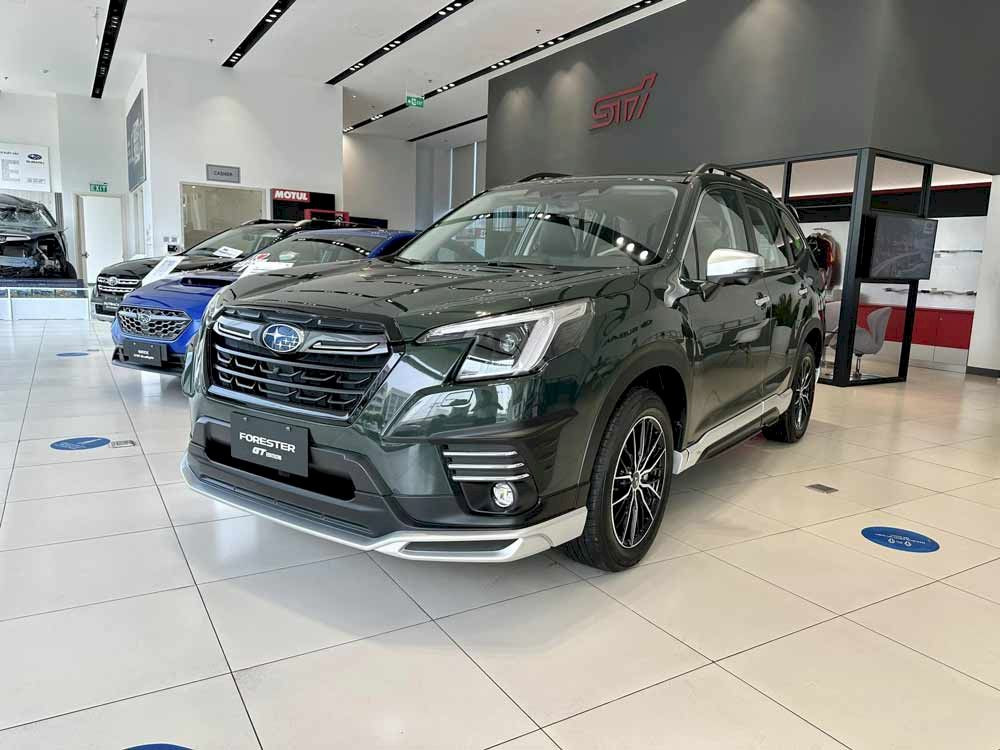 Subaru Forester VIN 2024 giảm giá mạnh