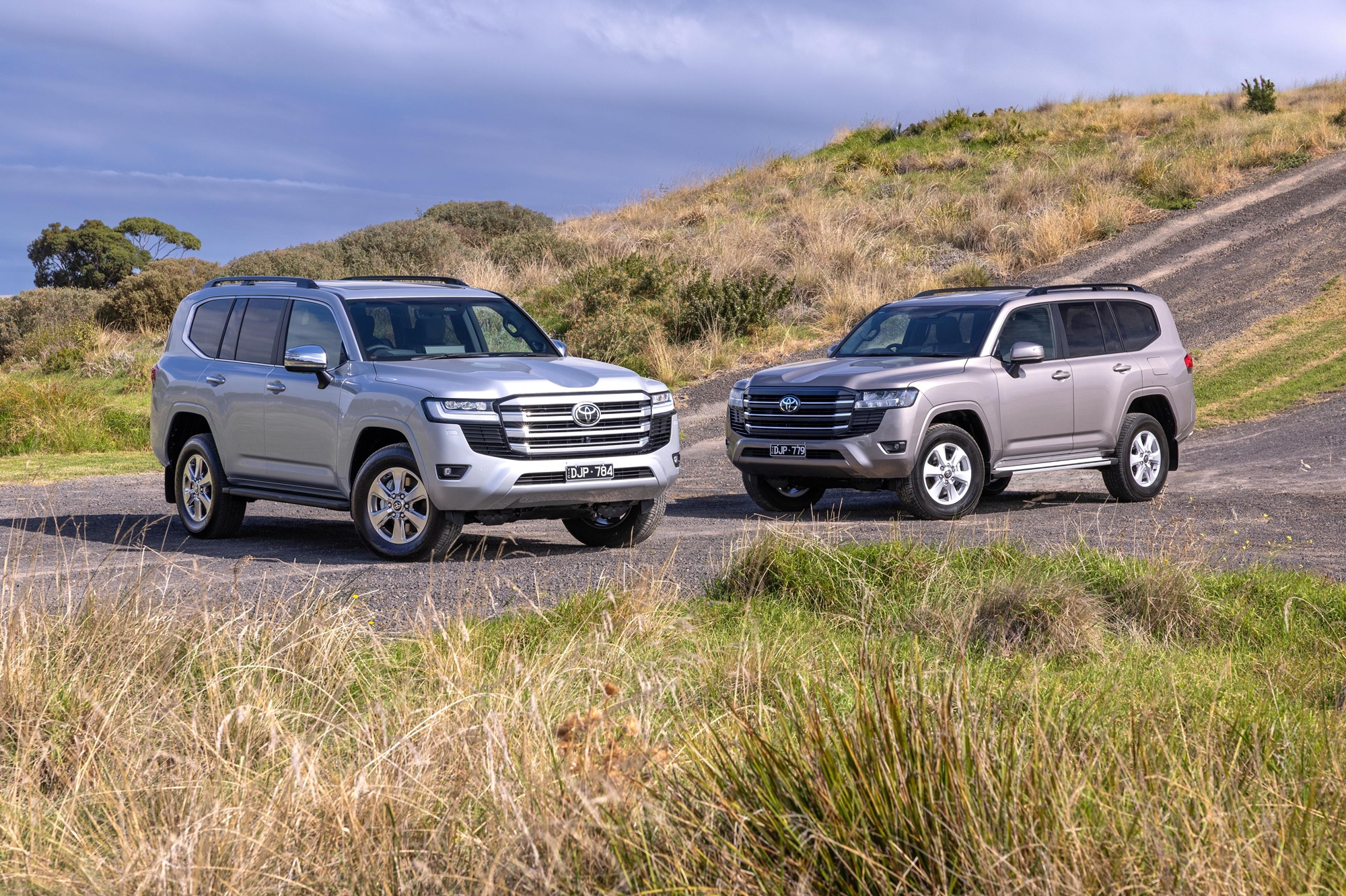 Land Cruiser chạy bằng năng lượng pin trong thành phố