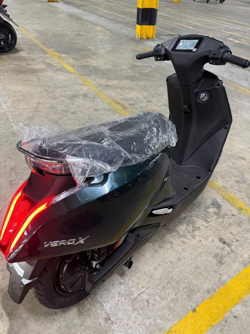 Màn hình sắc nét hiển thị thông tin vận hành