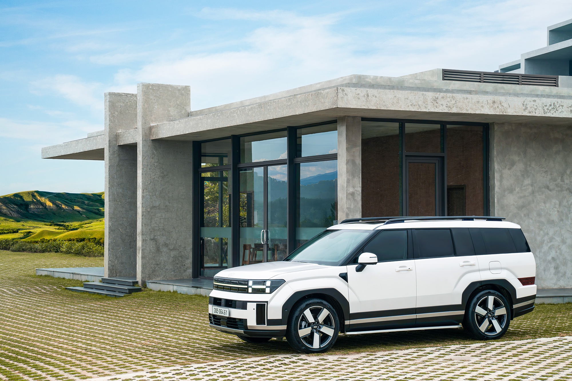 Hyundai chơi lớn: Bảo hành tăng lên tới 8 năm, giảm giá hàng loạt xe đến 200 triệu đồng, MPV thậm chí 'đọ giá' xe cỡ A- Ảnh 3. Ưu đãi bảo hành lâu dài cho khách hàng