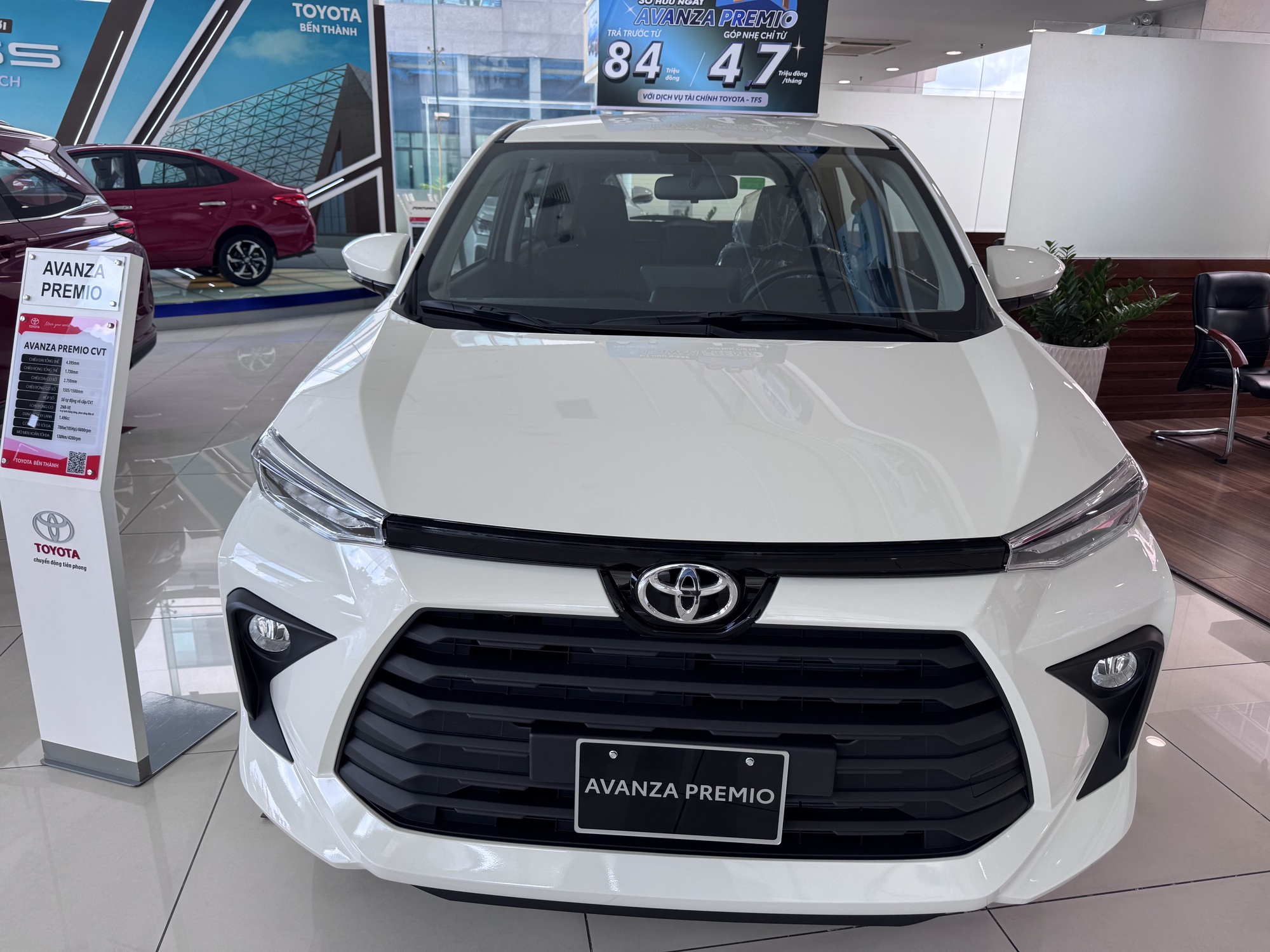 Xe 7 chỗ Avanza Premio