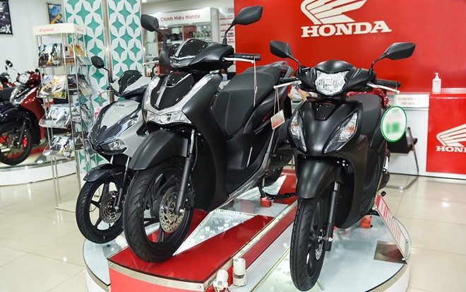 Xe máy Honda trên đường phố Việt Nam