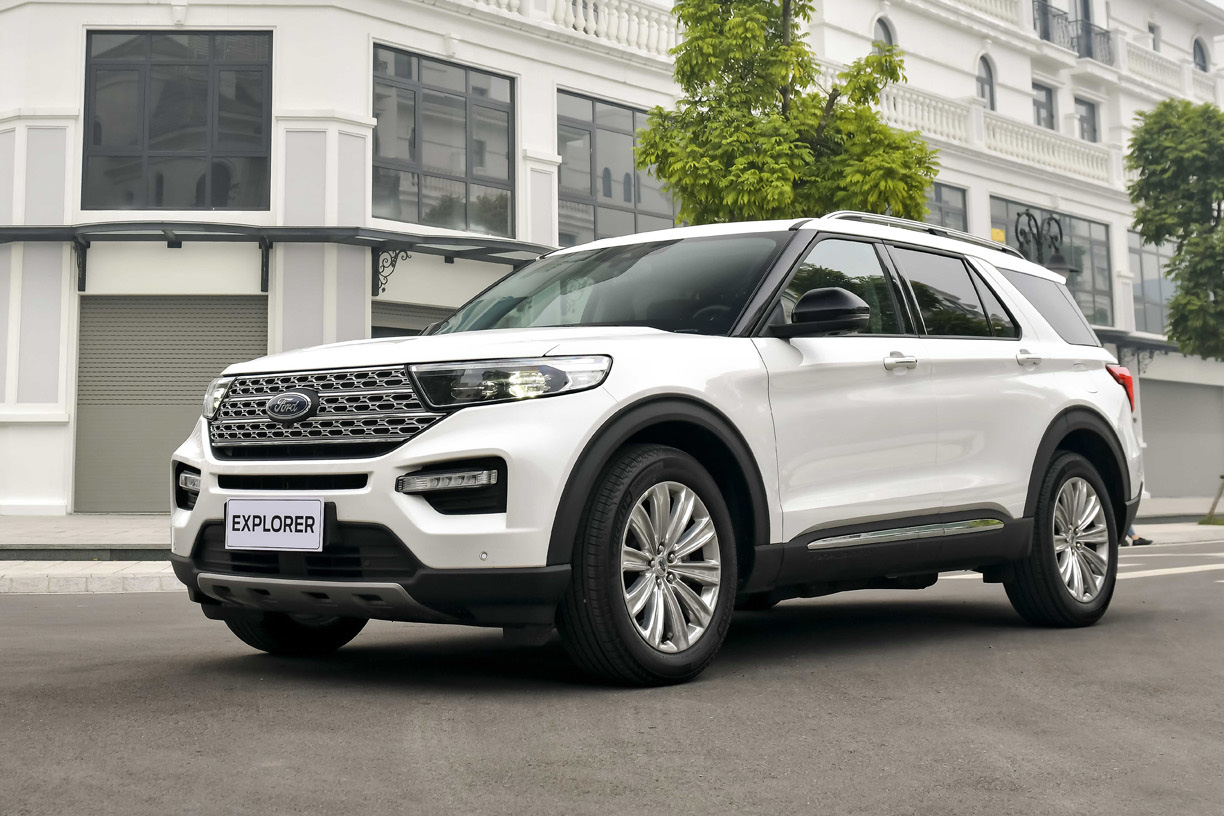 Ford Explorer nâng cấp nhưng gặp khó khăn trên thị trường