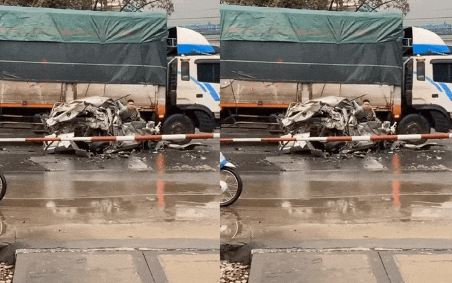 Xe con bẹp dúm sau va chạm mạnh