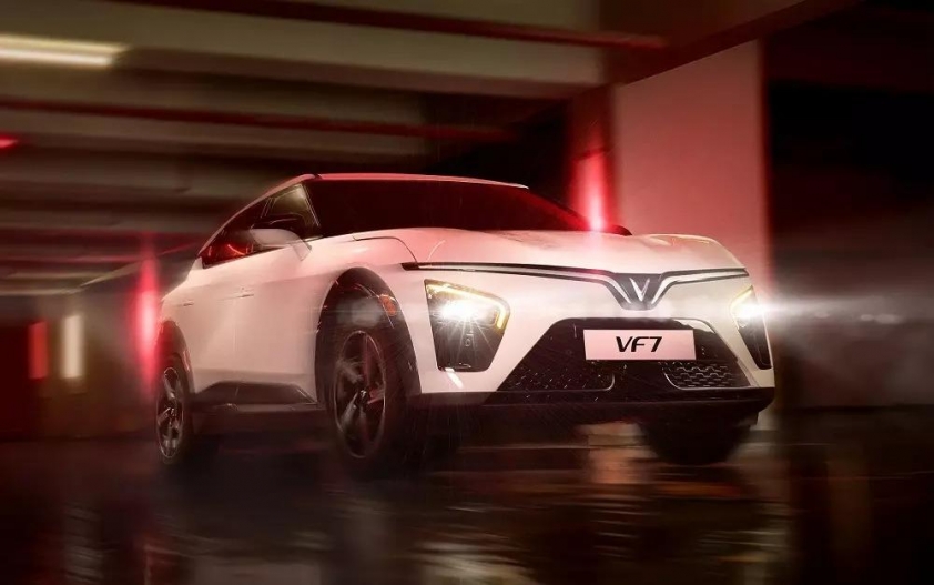 VinFast VF 7 tăng trưởng mạnh mẽ VinFast VF 7