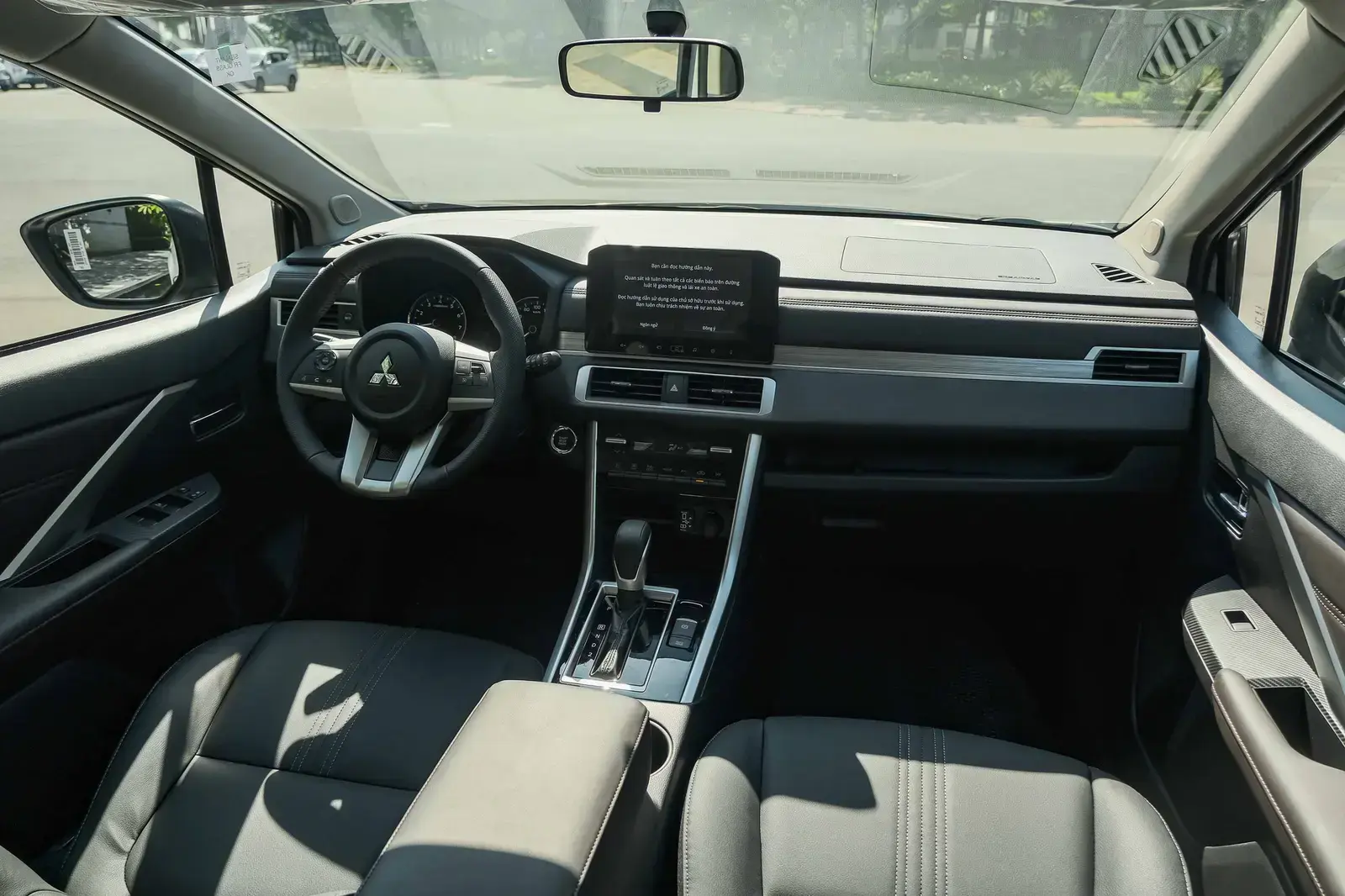 Doanh số Mitsubishi Xpander so với đối thủ