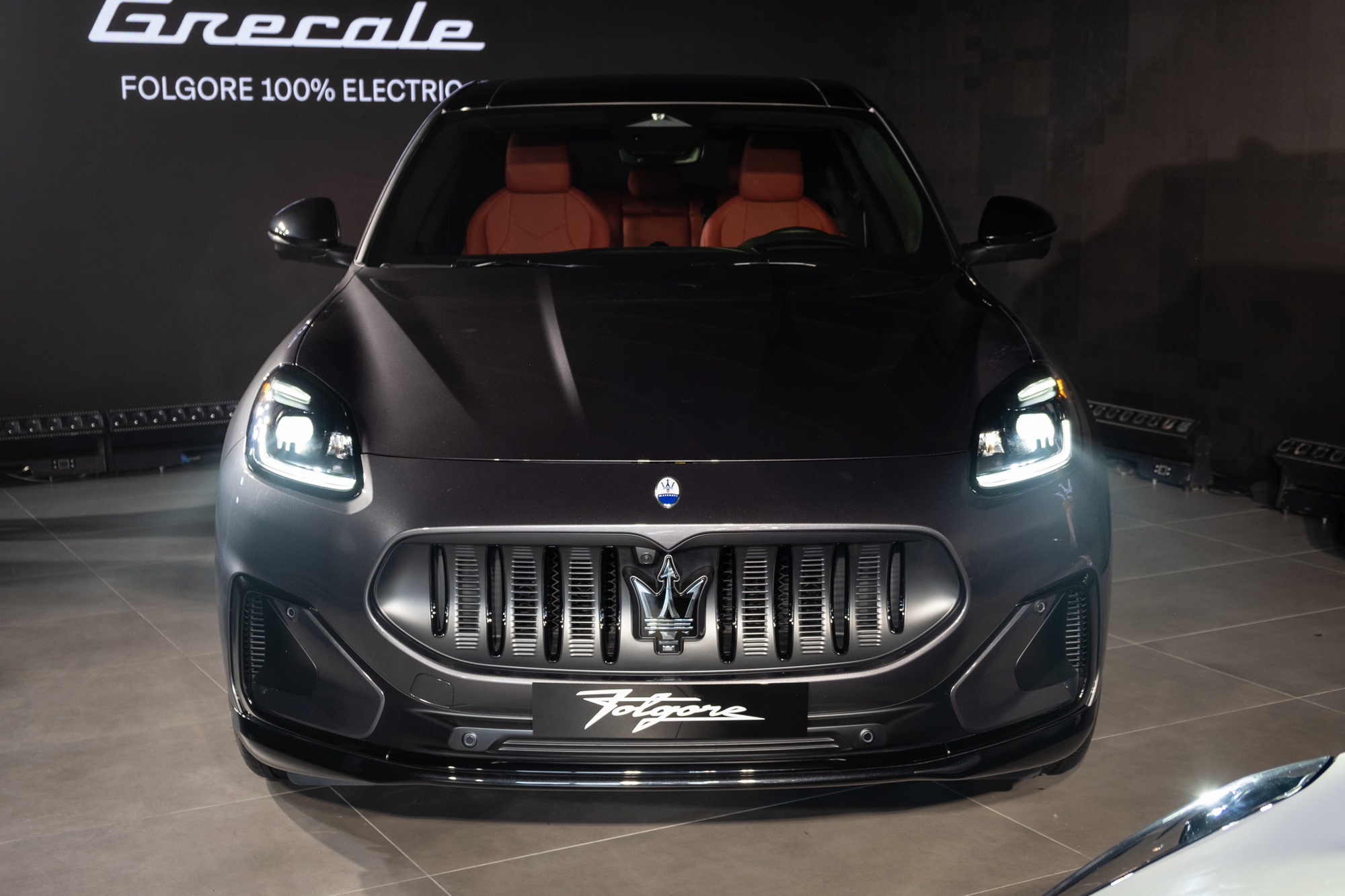 Ảnh tổng hợp hai mẫu xe điện Maserati vừa ra mắt