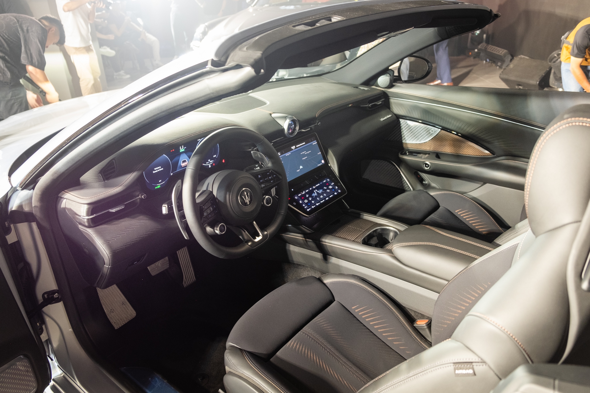 Cabin sang trọng với nhiều tiện nghi