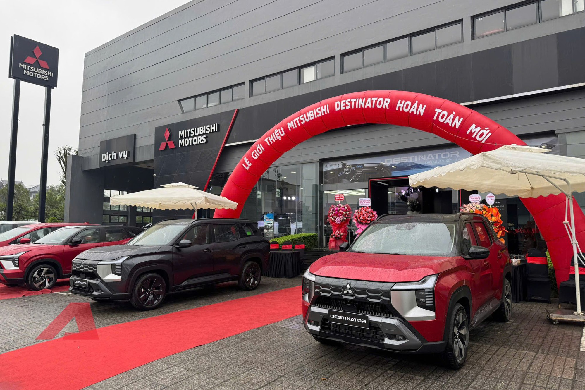 Mitsubishi Destinator tại đại lý Mitsubishi Destinator tại đại lý