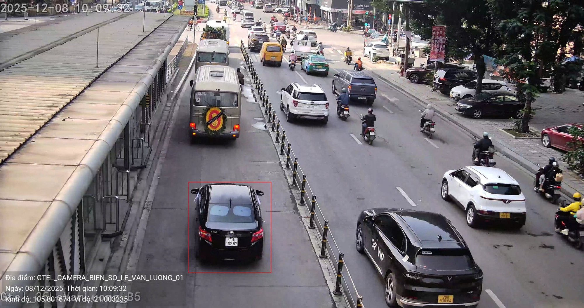 Phương tiện vi phạm do camera AI ghi lại Phương tiện vi phạm tốc độ và vượt đèn đỏ