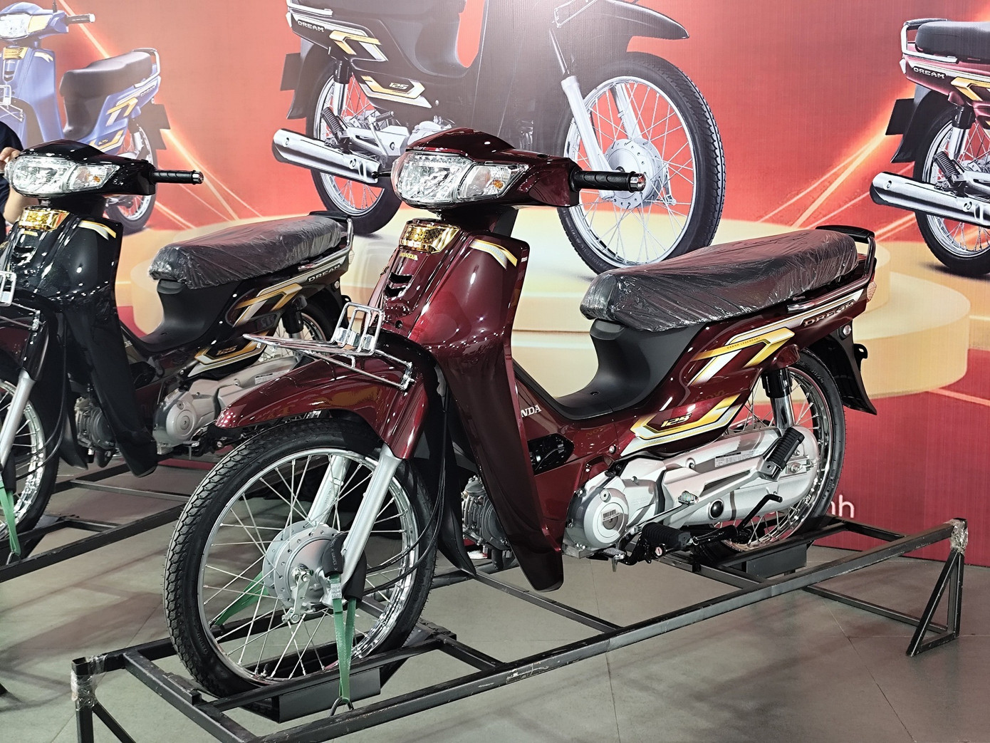 Honda Dream NCX 2026 Honda Dream NCX 2026 nhập khẩu về Việt Nam